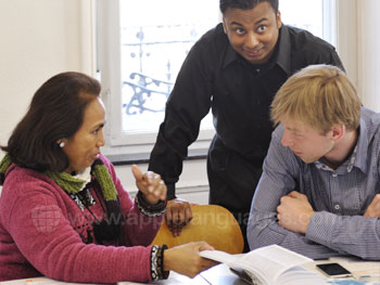 Apprendre l'allemand en groupe