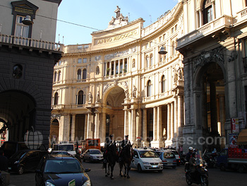 Historique Naples