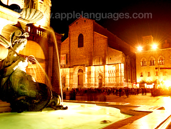 Piazza Maggiore de nuit