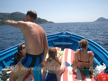 Des excursions dans les îles