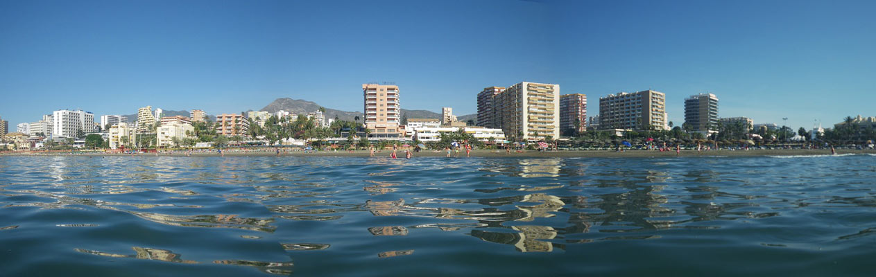 Plage de Benalmadena, au bord de la mer d'Alboran