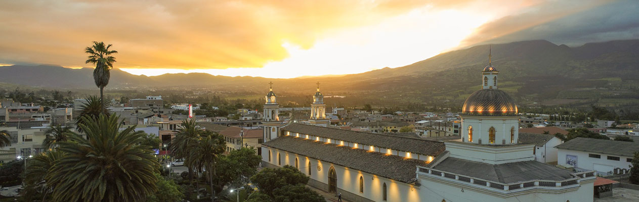 Coucher de soleil à Atuntaqui, Équateur