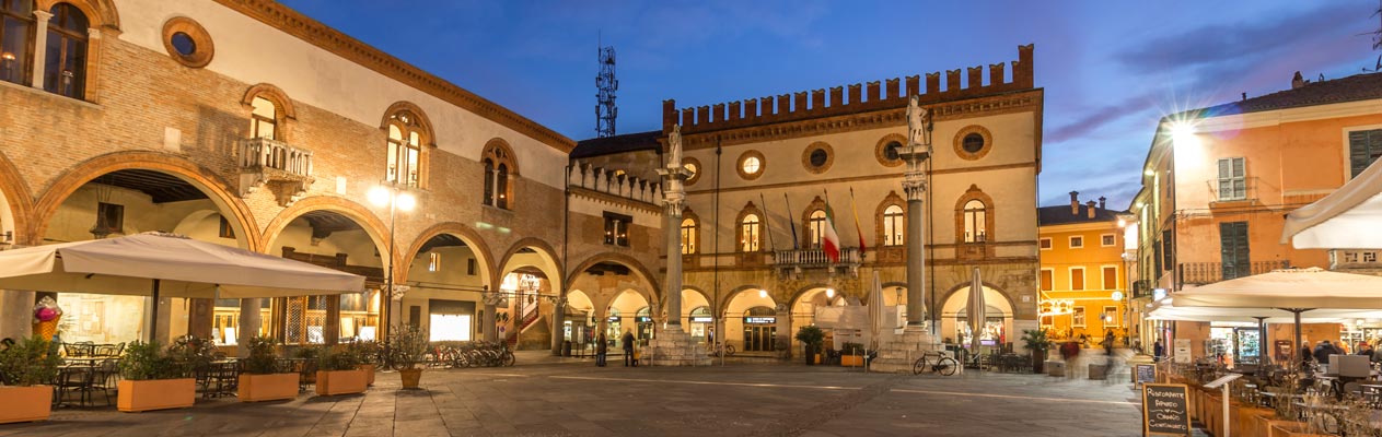 Piazza del Popolo à Ravenne, Italie